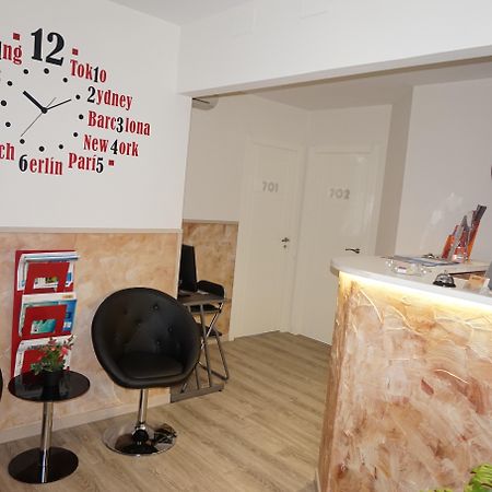 Muchomadrid Hostel Kültér fotó