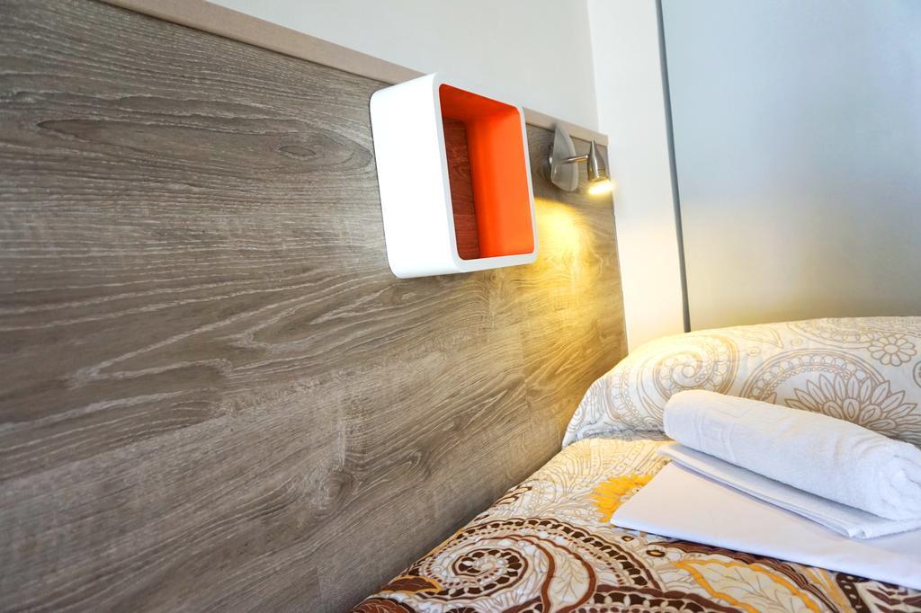 Muchomadrid Hostel Kültér fotó