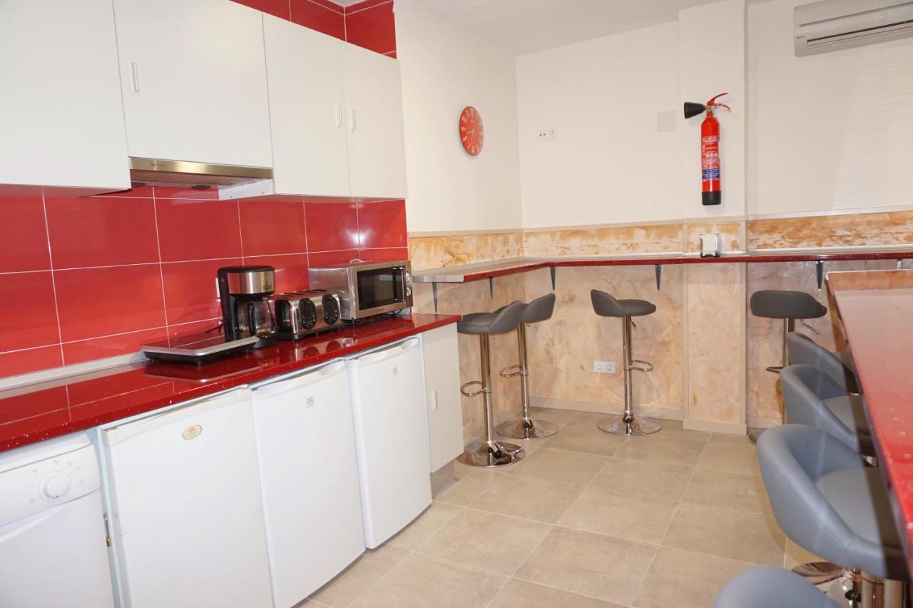 Muchomadrid Hostel Kültér fotó