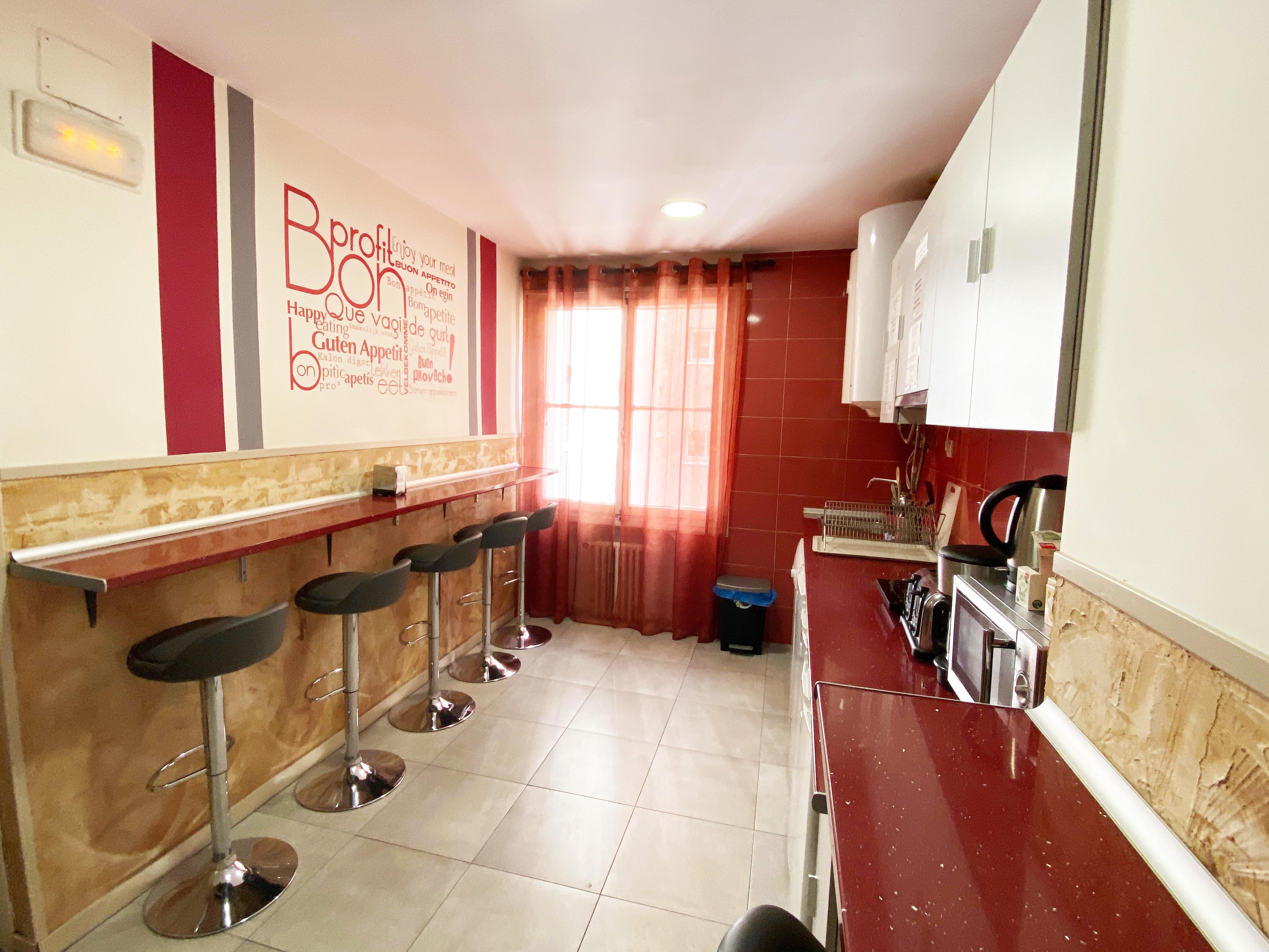 Muchomadrid Hostel Kültér fotó