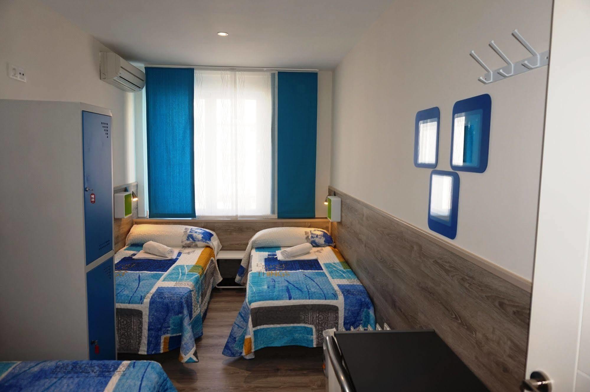 Muchomadrid Hostel Kültér fotó