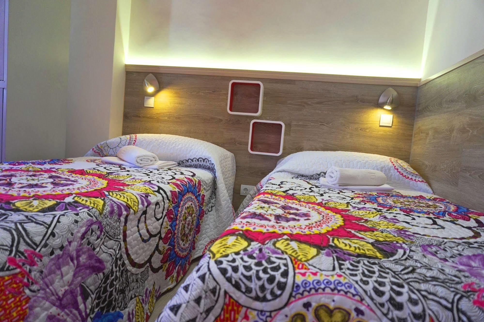 Muchomadrid Hostel Kültér fotó